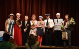 Aktorzy-seniorzy z Malborka wystawili sztukę pod okiem tegorocznego maturzysty. Komedia młodego scenarzysty i reżysera