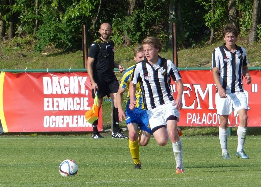 Mecz Cresovia Siemiatycze - Tur Bielsk Podlaski 0:2