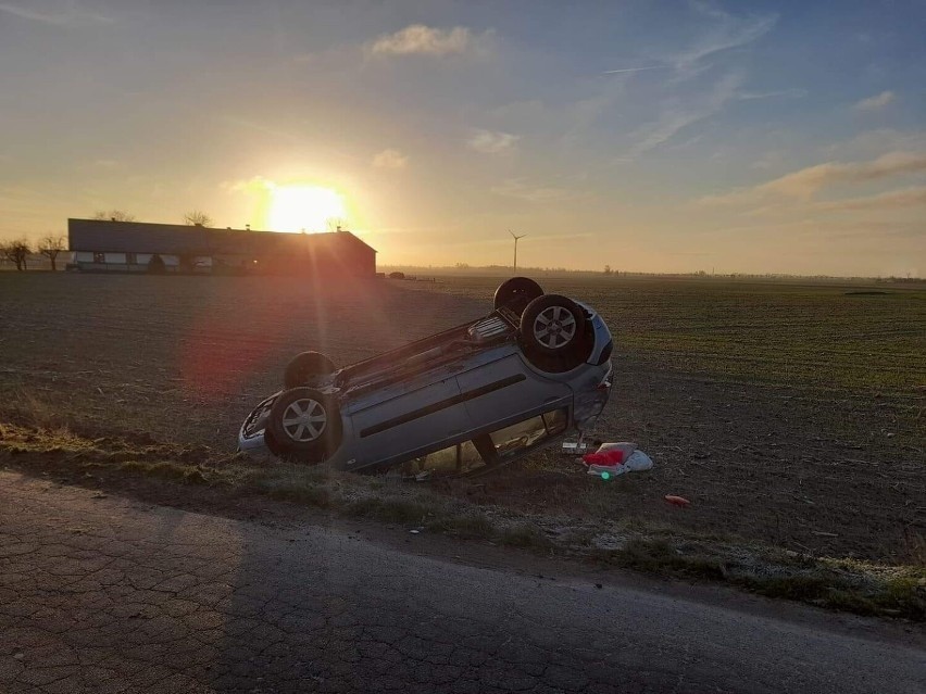 Do zdarzenia doszło na drodze między Świątnikami Wielkimi a...