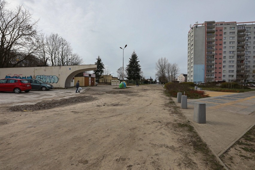 Dwóch chętnych do budowy park&ride w Zdrojach. Parking obsłuży kolej metropolitalną