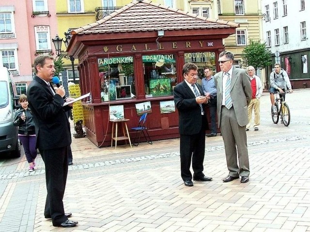 który zabierał głos podczas protestu w sprawie prywatyzacji przedszkola