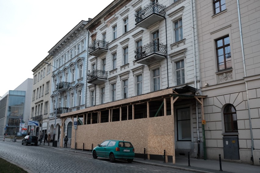 Uczelnia ma już pieniądze na remont kamienicy. Prace mają...