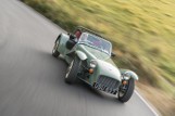 Caterham Seven Sprint. W stylu retro 