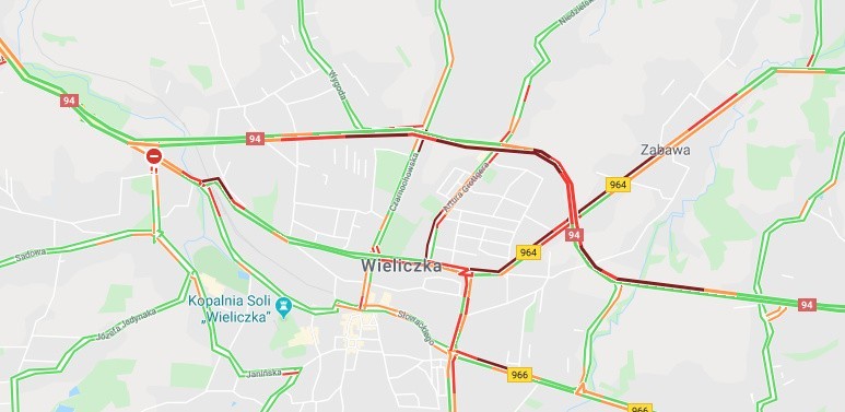 Wypadek w Wieliczce. Zderzenie dwóch samochodów. Są ranni 22 10