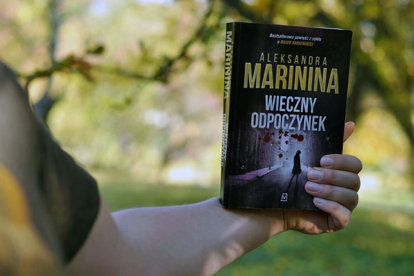 Najnowsza powieść carycy rosyjskiego kryminału Aleksandry Marininy: „Wieczny odpoczynek”