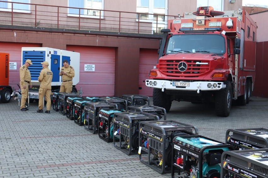 Do strażaków z województwa łódzkiego trafiło 27 nowych...