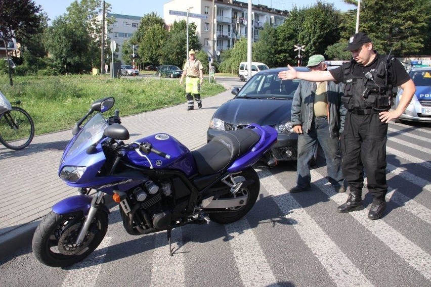 Wypadek na skrzyżowaniu Nysy Łużyckiej z Luboszycką w Opolu....