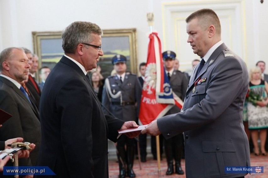 Komendant dolnośląskiej policji został generałem (ZDJĘCIA)