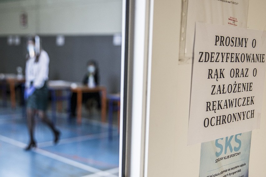 wybory w Świbiu w gminie Wielowieś w czasie pandemii...