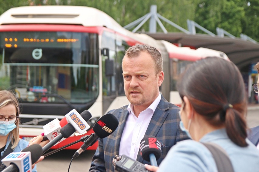 W Sosnowcu ruszy pilotażowy program nocnego autobusu, który...