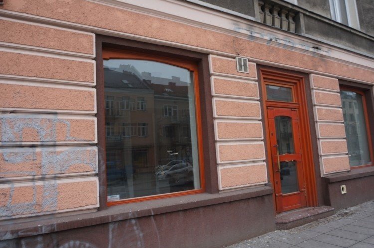 ul. Lipowa 16 (parter). powierzchnia - 127,00 m2
