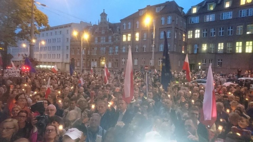 Protest przed Sądem Okręgowym w Gdańsku, 23.07.2017