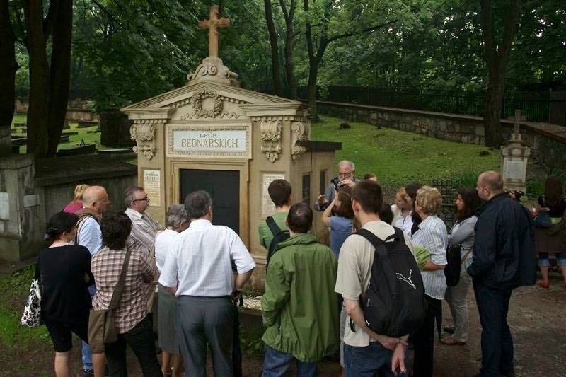 Odkryjmy najstarszą nekropolię Krakowa – spacer