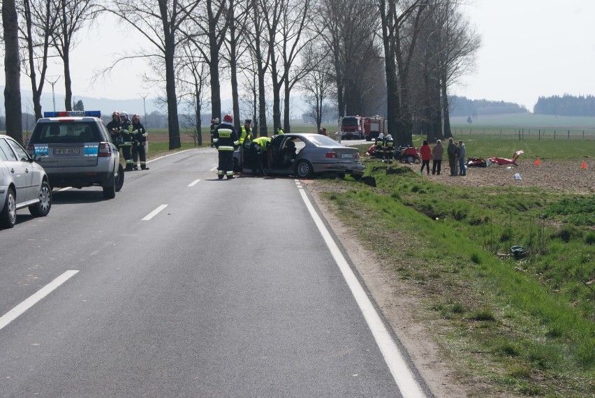 Wypadek w Wilkanowie, 11.04.2015. Dwie osoby nie żyją, dwie...