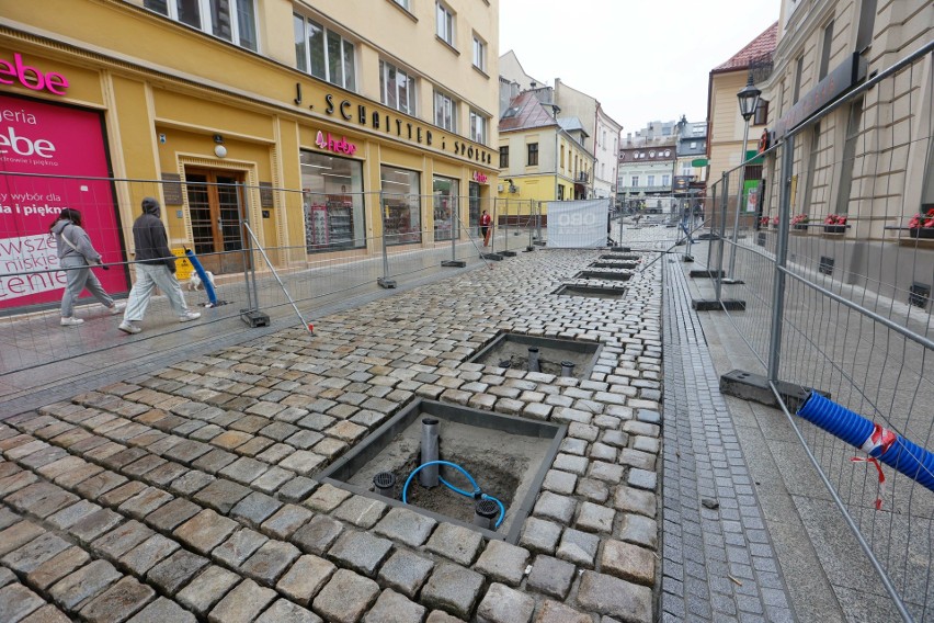 Prace przy przebudowie ulicy Grunwaldzkiej w Rzeszowie postępują szybciej. Zakończenie inwestycji w sierpniu