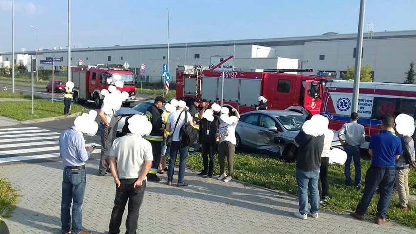 Wypadek przy autostradzie A4 pod Wrocławiem [ZDJĘCIA]