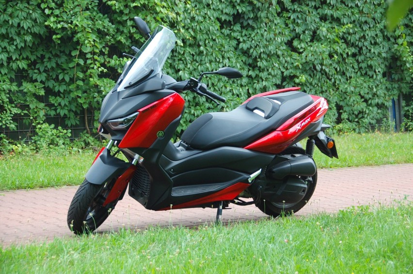 Yamaha XMAX 125...