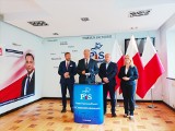 Politycy PiS mówią "nie" dla relokacji migrantów do Polski