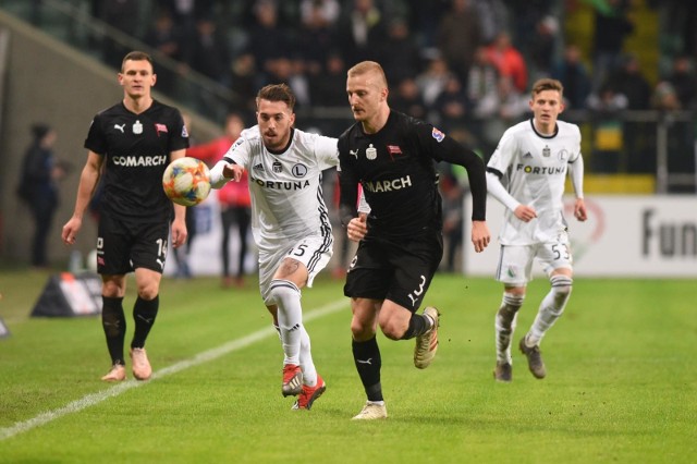 Legia Warszawa - Cracovia ONLINE. Gdzie oglądać w telewizji? TRANSMISJA NA ŻYWO