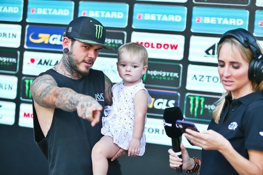 Tai Woffinden po blisko dwumiesięcznej przerwie spowodowanej...