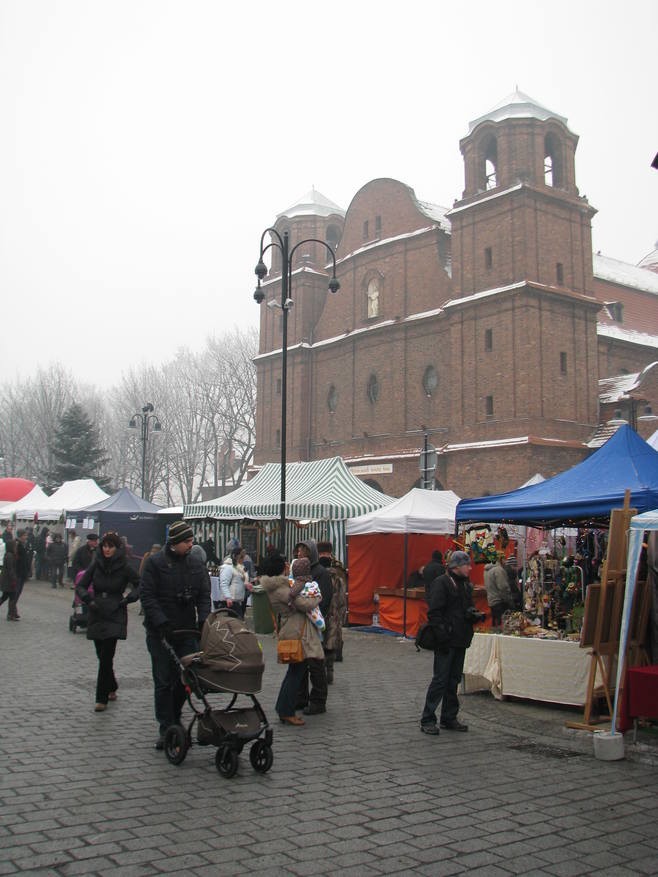 Zobaczcie ponad 10 lat jarmarku świątecznego na Nikiszowcu...