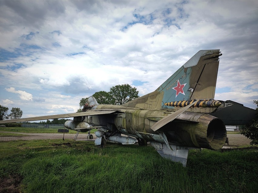 MiG-23 UB o numerze bocznym 850 będzie jedynym myśliwcem...