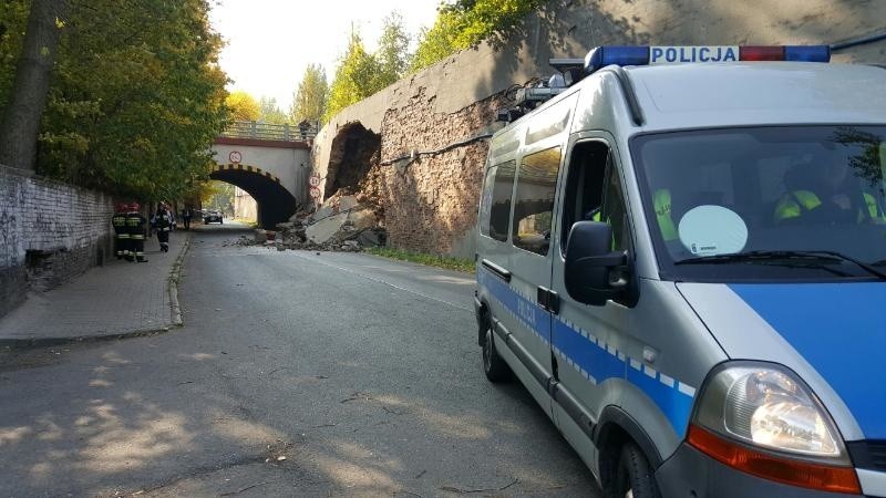 Ruda Śląska: Zawalił się fragment muru oporowego