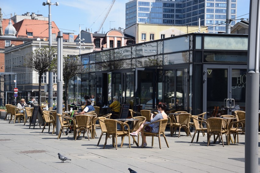 Restauracje i kawiarnie w Katowicach już otwarte...