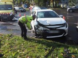 Wypadek na skrzyżowaniu ulicy Władysława IV z Akademicką w Koszalinie [ZDJĘCIA]