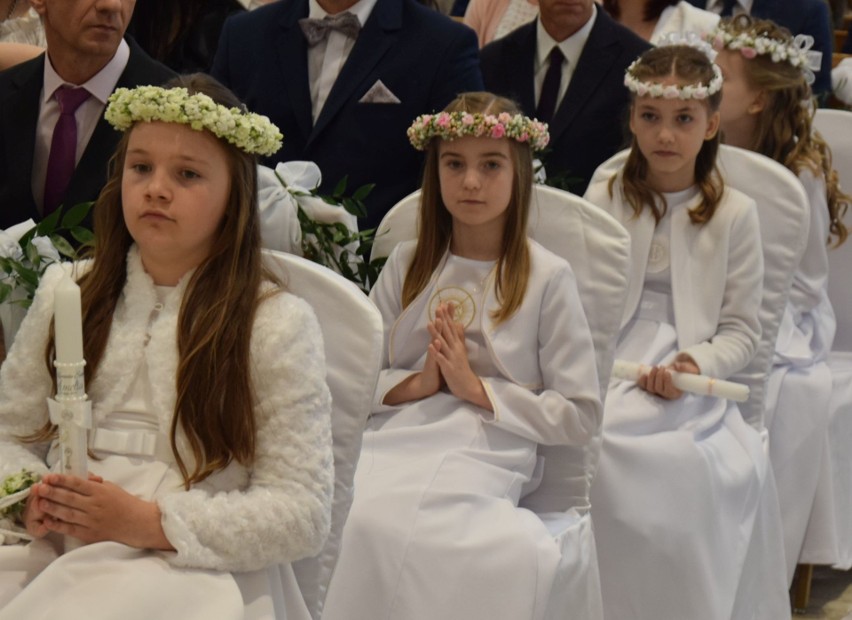 Ostrołęka. Pierwsza Komunia Święta w kościele pw. św. Franiszka w Ostrołęce. 19.05.2019