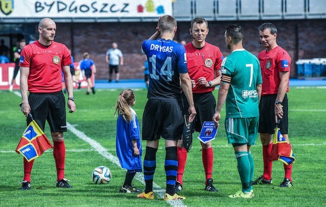 Kapitan Kamil Drygas przed meczem z GKS Katowice. On już wie, że w nowym sezonie zagra w Pogoni Szczecin. Fot. Dariusz Bloch