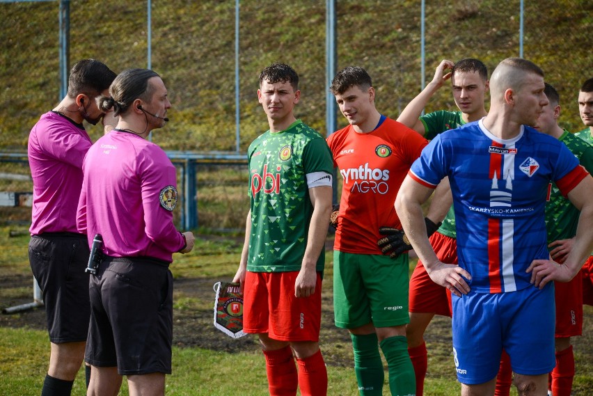 Hummel 4. Liga. Piłkarze Granatu Skarżysko-Kamienna zremisowali z Klimontowianką Klimontów 0:0. Zobacz zdjęcia z meczu