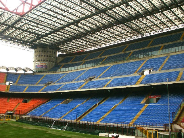 Milan obecnie występuje na San Siro