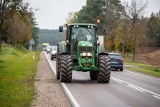 Protest rolników na drodze krajowej nr 8. Sprawdź gdzie są korki i ile potrwają utrudnienia w ruchu [HARMONOGRAM]