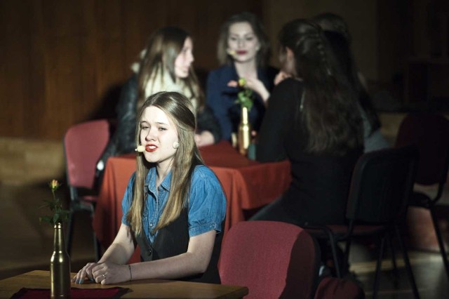 Uczniowie Zespołu Państwowych Szkół Muzycznych mieli dla koszalinian prezent - musical „Difficultatem exitibus”.