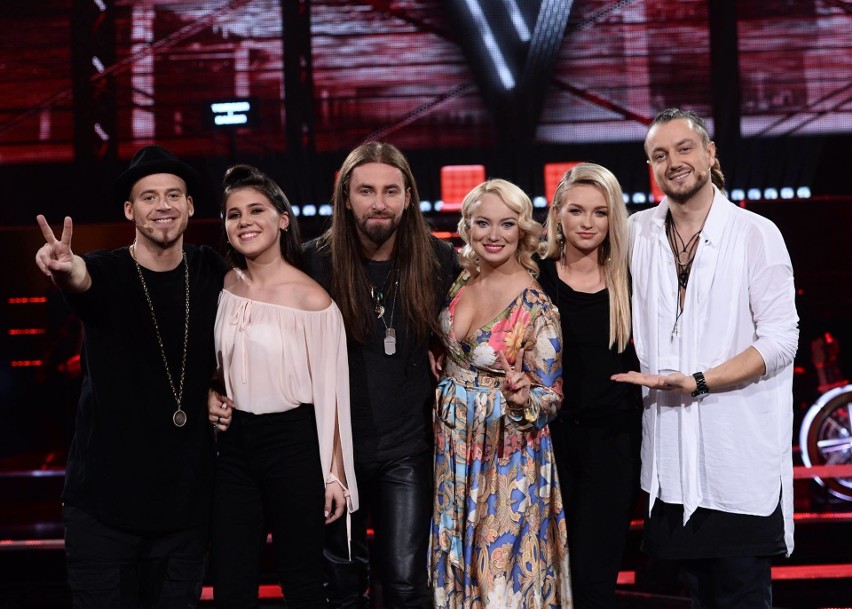 "The Voice of Poland" sezon 8. NOKAUT. Kto wystąpi w odcinkach na żywo? [WIDEO+ZDJĘCIA]