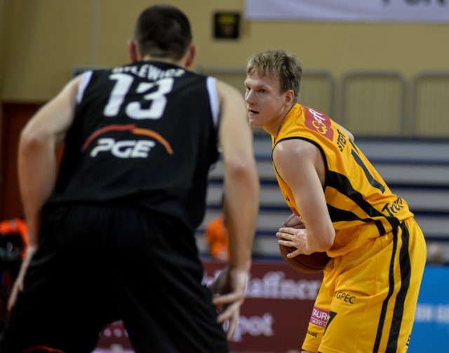 09.01.2016 sopothala 100-lecia sopotu . tauron basket liga . mecz trefl sopot - pge turow zgorzelecna zdjeciu: rafal stefanik (17)fot. przemyslaw swiderski / polska press / dziennik baltycki