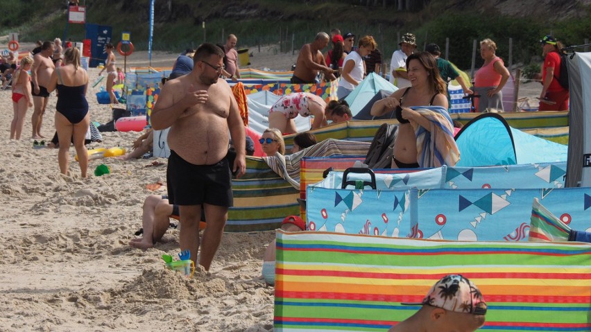 Zobaczcie, jak we wtorkowe południe wyglądała plaża...