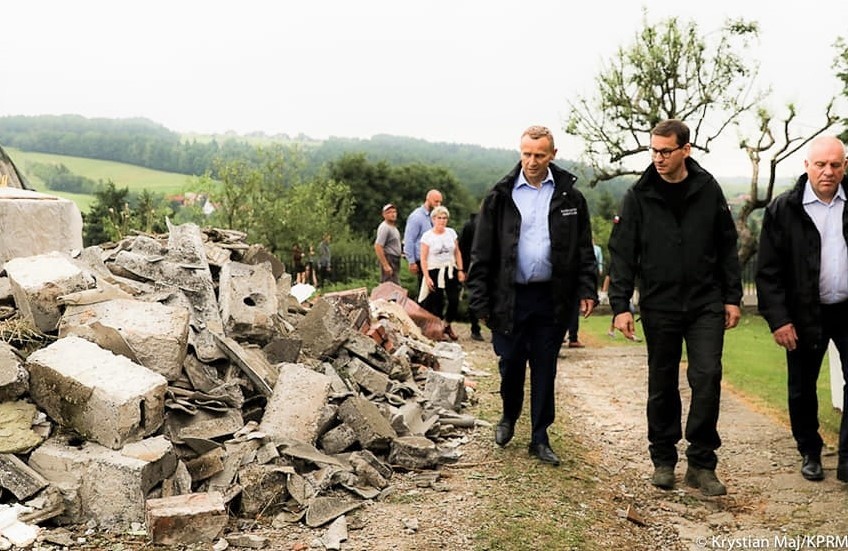 Premier Morawiecki wraz z Józefem Leśniakiem, zastępcą...