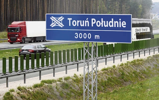 Tak niebawem będą się prezentowały nowe tablice na autostradzie, informujące o węźle Toruń Południe w Czerniewicach