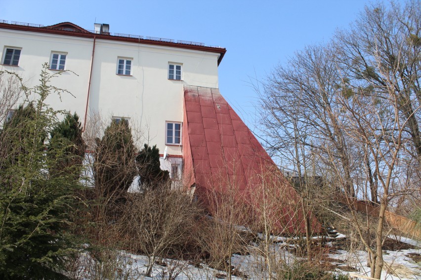 Zabytkowy klasztor w Radecznicy zagrożony katastrofą budowlaną