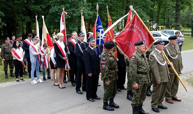 Patriotyczne uroczystości w Kuterach