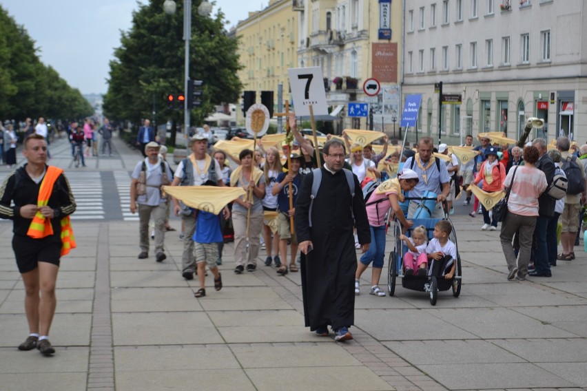 Pielgrzymka Rybnicka dotarła na Jasną Górę [ZDJĘCIA]