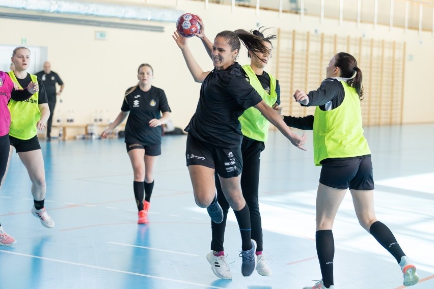 PGNiG Superliga Kobiet. Kolejna Brazylijka zagra w Suzuki Koronie Handball Kielce