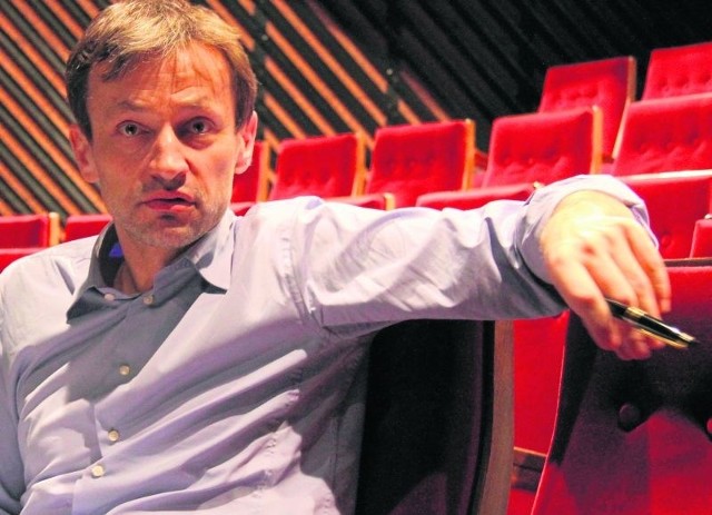 Kielczanin Mariusz Malec poprowadził w rodzinnym mieście warsztaty z  młodymi aktorami Teatru Pegaz.