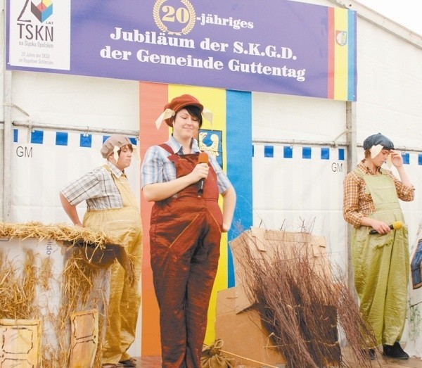 Najbardziej podobali się - mówiący pięknie po niemiecku - uczniowie miejscowych szkół.