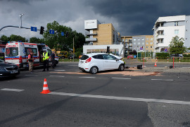 Wypadek radiowozu policji w Białymstoku na Nowym Mieście