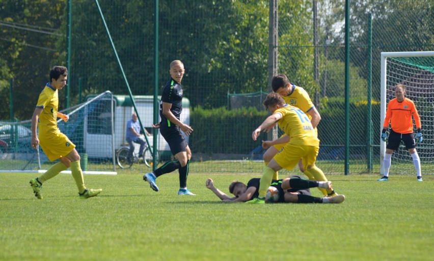 Stal II Stalowa Wola na remis ze Stalą z Sanok [RELACJA, ZDJĘCIA]