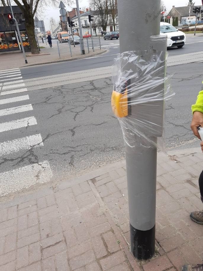 Koronawirus w Konstantynowie Łódzkim. Sygnalizacja uruchomiana automatycznie. Nie dotykaj przycisków 