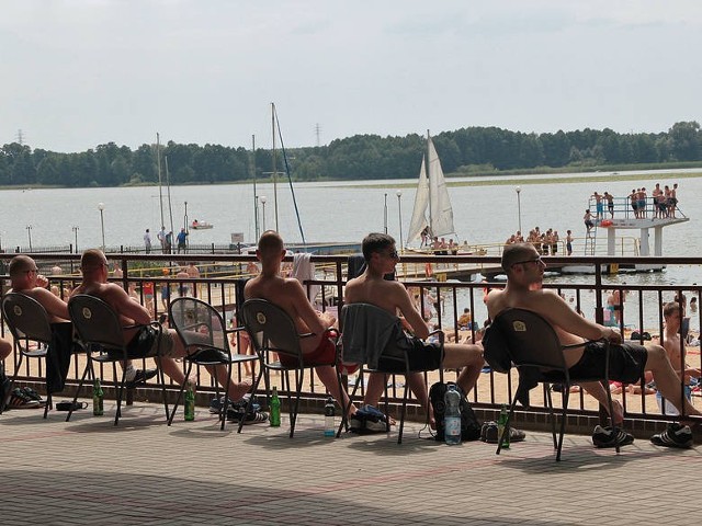 Kąpielisko strzeżone przy plaży miejskiej w Rudniku ma wystartować w połowie czerwca. Pozostałe: "tarpina" i "dzika" z początkiem wakacji.